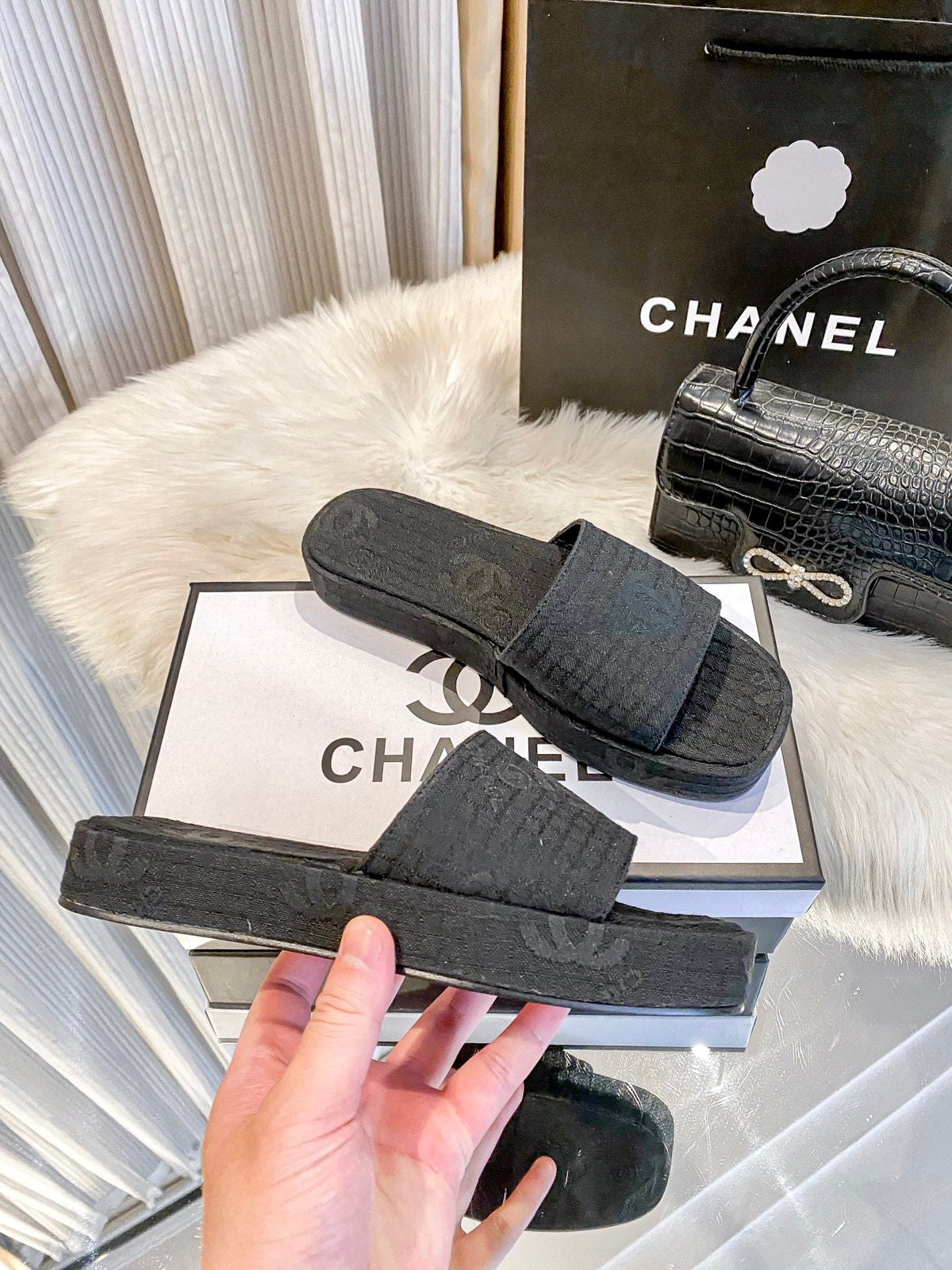 CHA* 25 new slippers