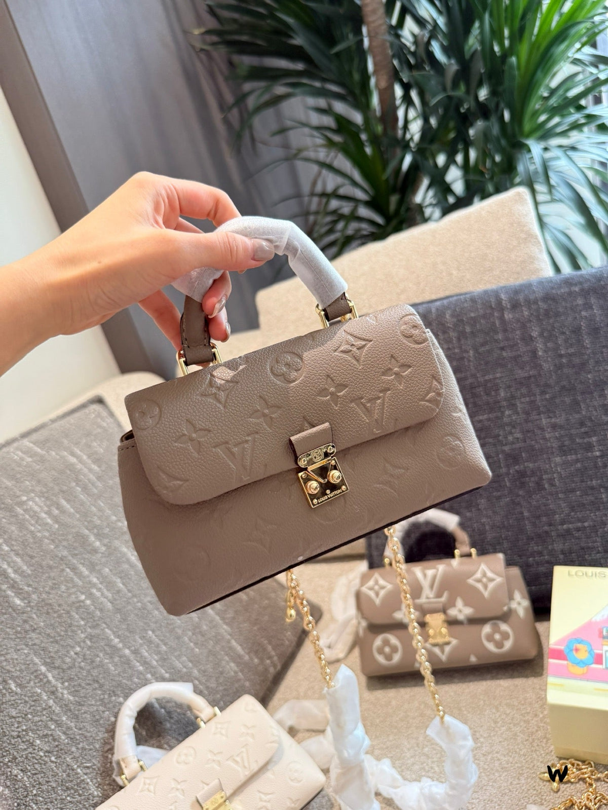 LOU* 25SS handbag
