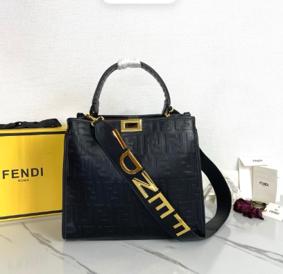 FEN* 25SS Embossed Beach Bag