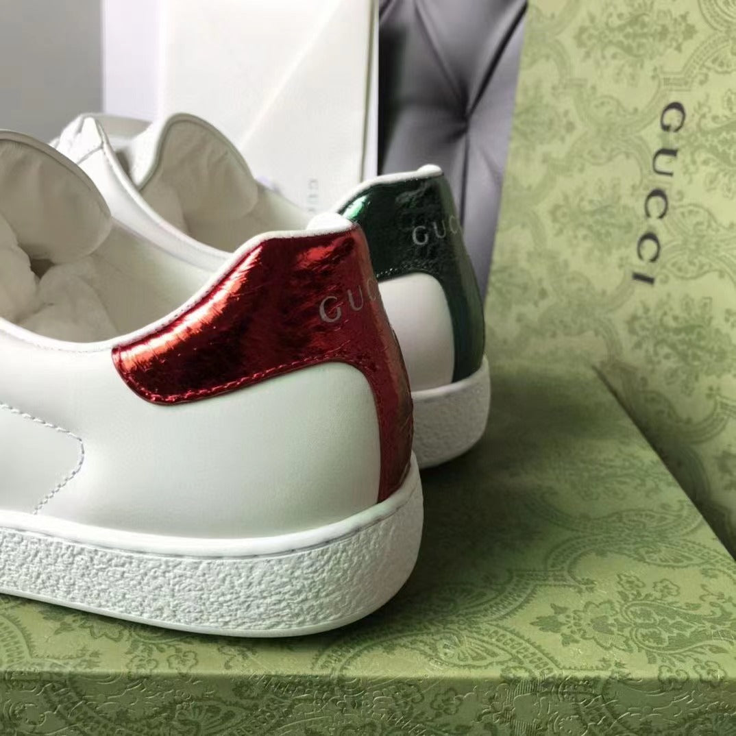 W ACE SNEAKER WITH BEE