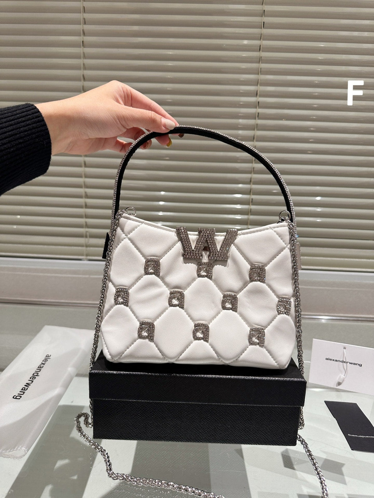 **Wang new crystal letter bag